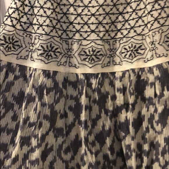 Shirt - Picture 4 of 4